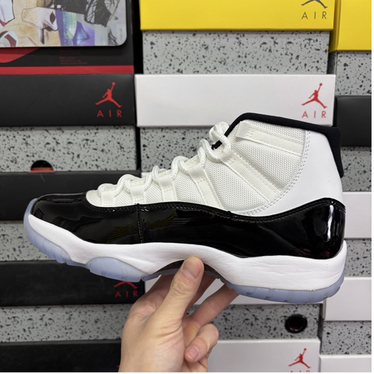 Air Jordan 11 Retro - Concord