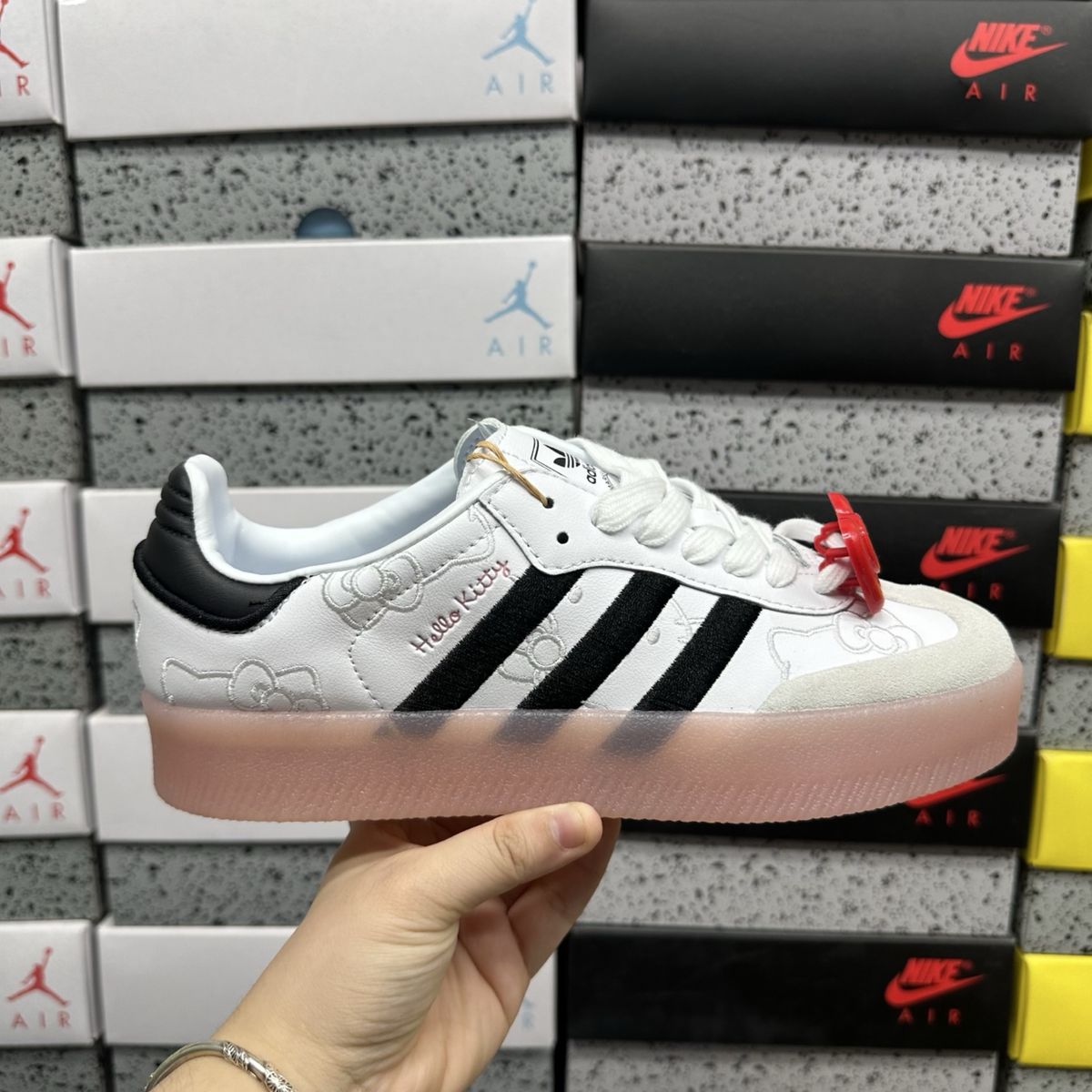 Hello Kitty x Adidas Samba - Cloud Silver Clear Pink