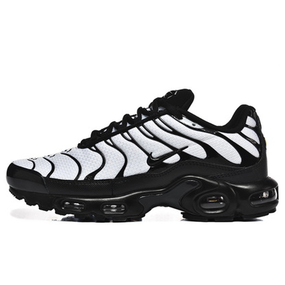 Nike Air Max Plus - Black White Panda