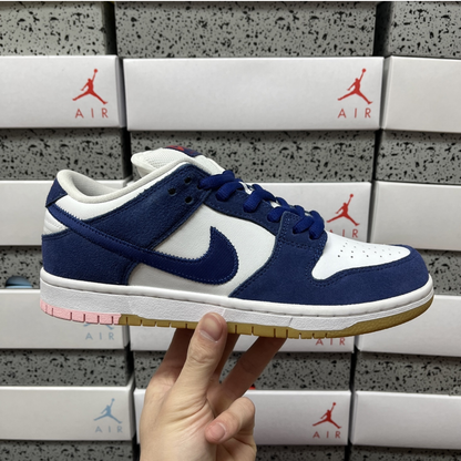 Nike SB Dunk Low Pro - Los Angeles Dodgers