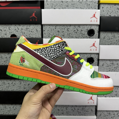 Nike SB Dunk Low - What The Paul