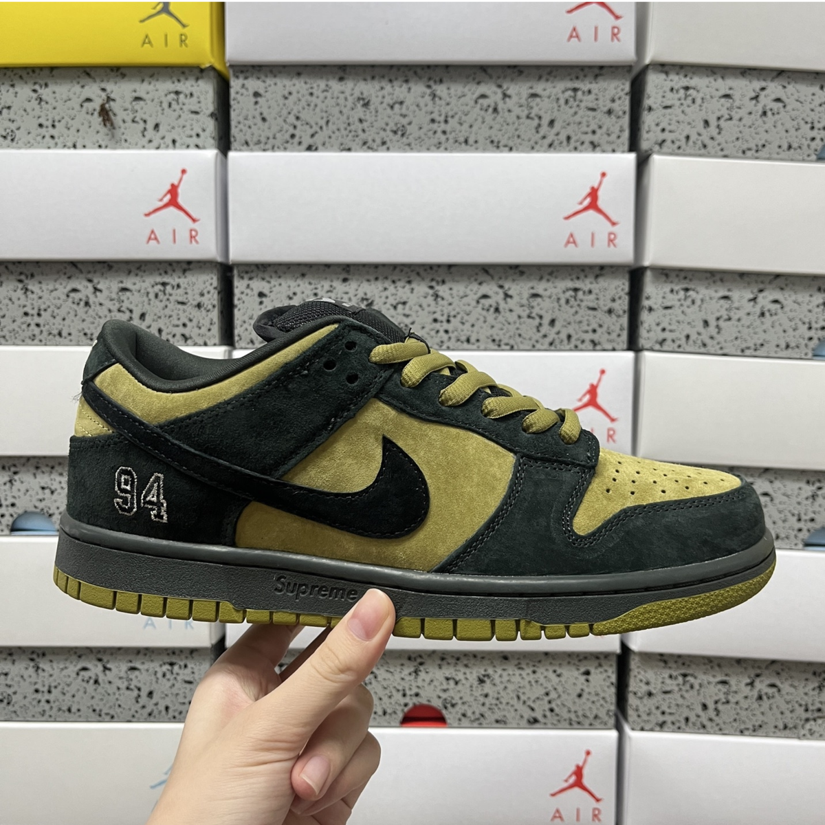 Supreme X Nike Dunk Low 94 - Camper Green