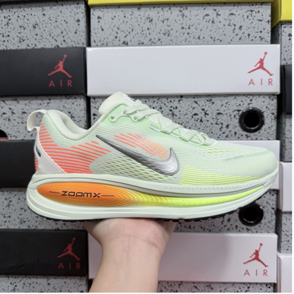 Nike Vomero 18 - Barely Green/Hyper Crimson/Barely Volt