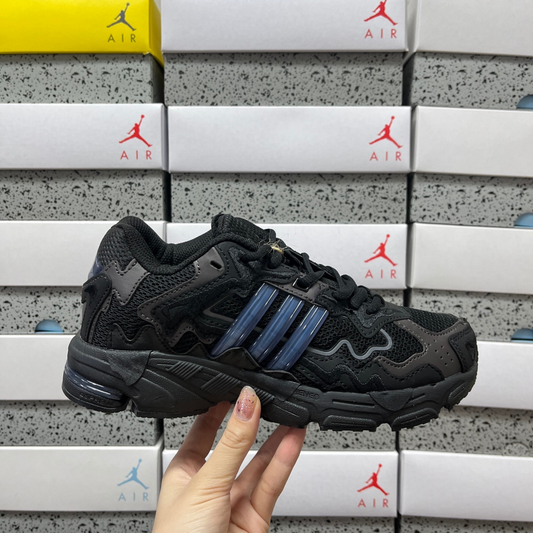 Bad Bunny x Adidas Response CL - Core Black