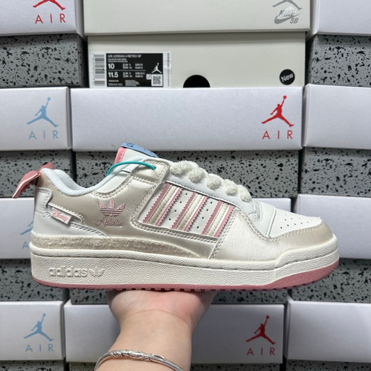 Adidas Forum Low x Disney - The Aristocats - Marie