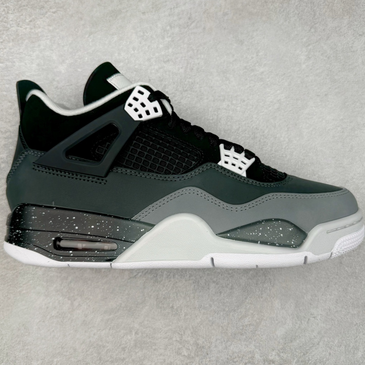 Air Jordan 4 Retro - Fear
