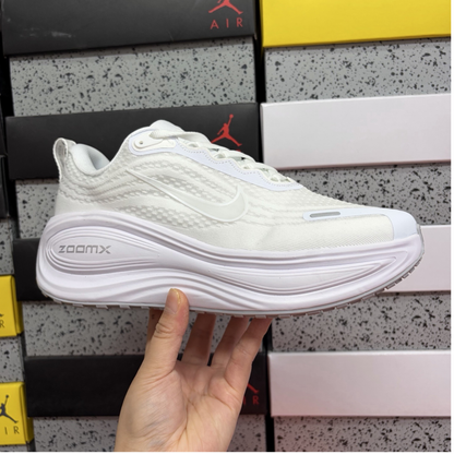 Nike Vomero Plus - Triple White