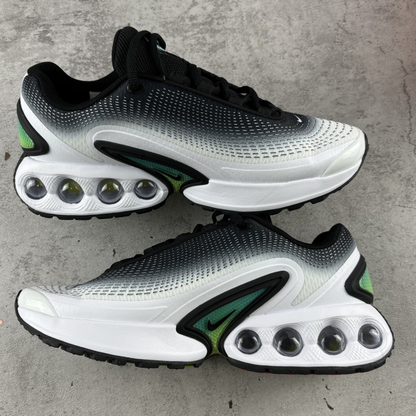 Nike Air Max DN SE - Black Light Bone Green Strike
