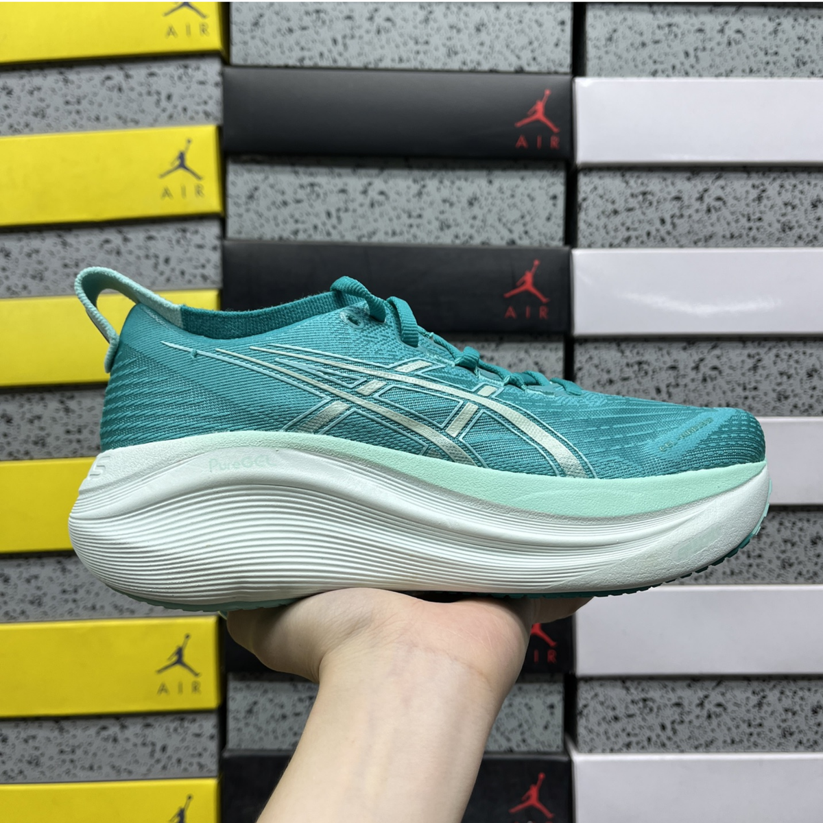 Asics Gel Nimbus 27 - Wave Teal / Illuminate Mint