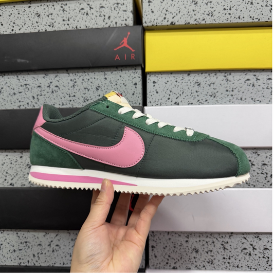 Nike Cortez Textile - Fir/Pinksicle
