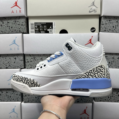 Air Jordan 3 Retro - UNC