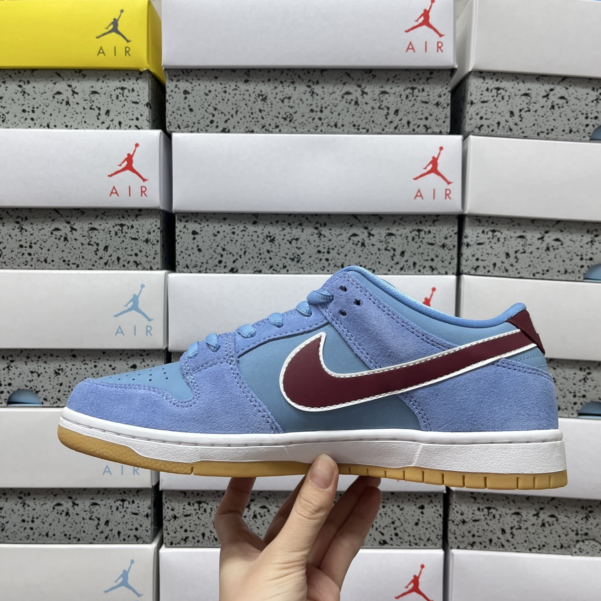 Nike Dunk Low Pro - Philadelphia Phillies