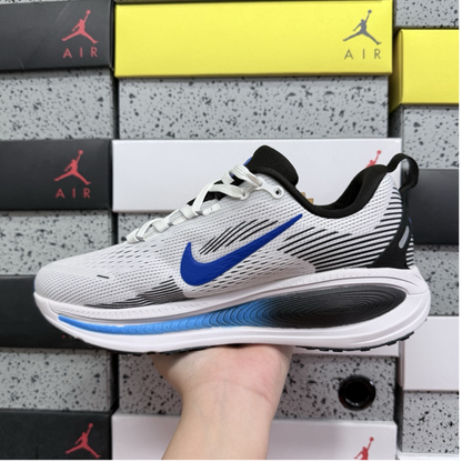 Nike Vomero 18 - White Black Sail Photo Blue