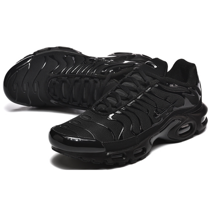 Supreme x Nike Air Max Plus - Triple Black