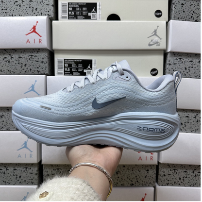 Nike Vomero Plus - Football Grey Ashen Slate