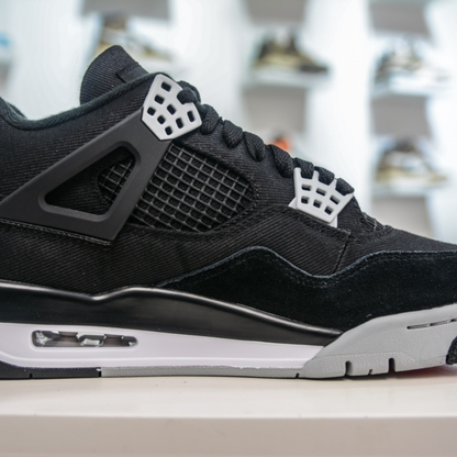 Air Jordan 4 Retro SE - Black Canvas