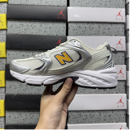 New Balance 530 - Silver Yellow