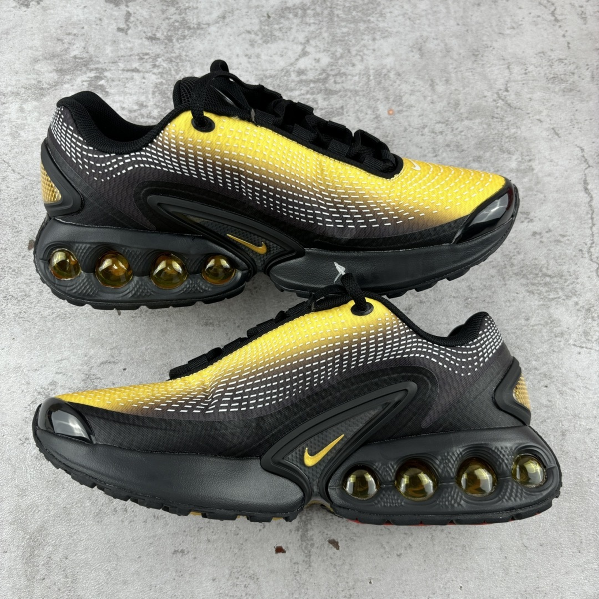 Nike Air Max DN SE - Laser Orange Black