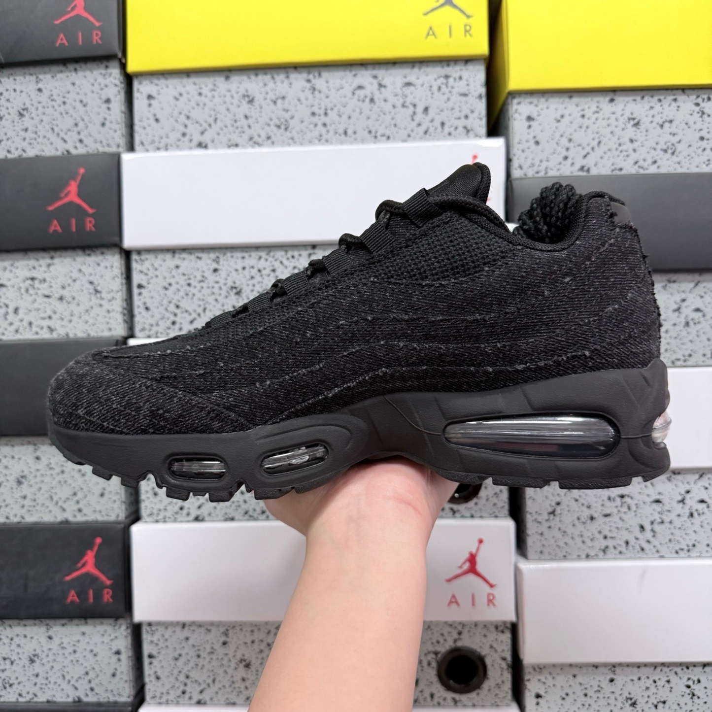 Air Max 95 x Levi's - Black