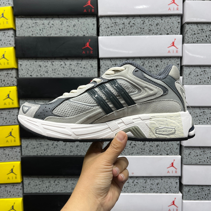 Adidas Response CL - Grey Three Core Black Grey Five