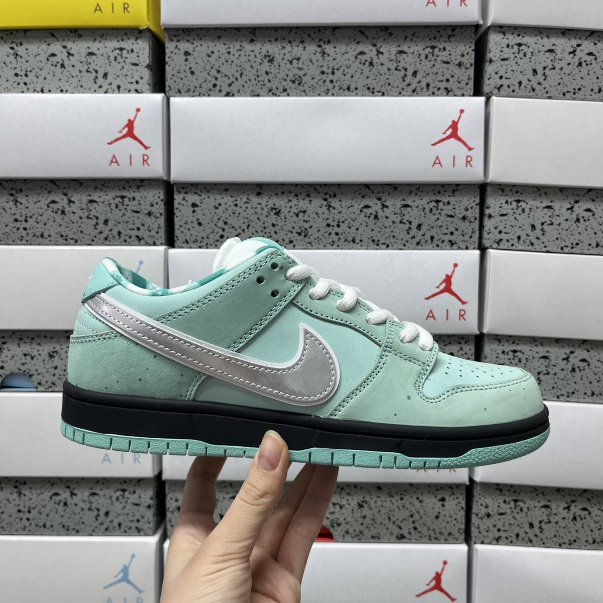 Concepts X Diamond Supply Co. X Nike SB Dunk Low - Tiffany Lobster