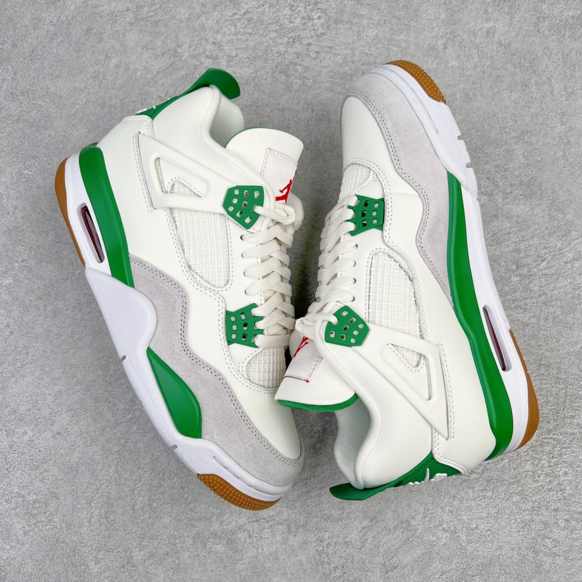Nike SB x Air Jordan 4 Retro SP - Pine Green