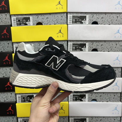 New Balance 2002R - Protection Pack Black Grey