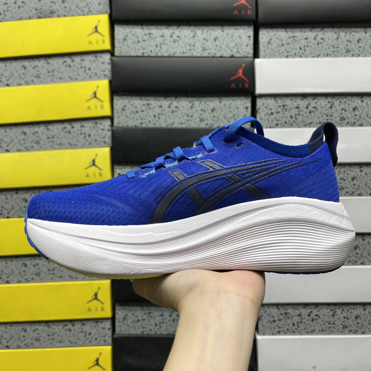 Asics Gel Nimbus 27 - Illusion Blue / Indigo Blue