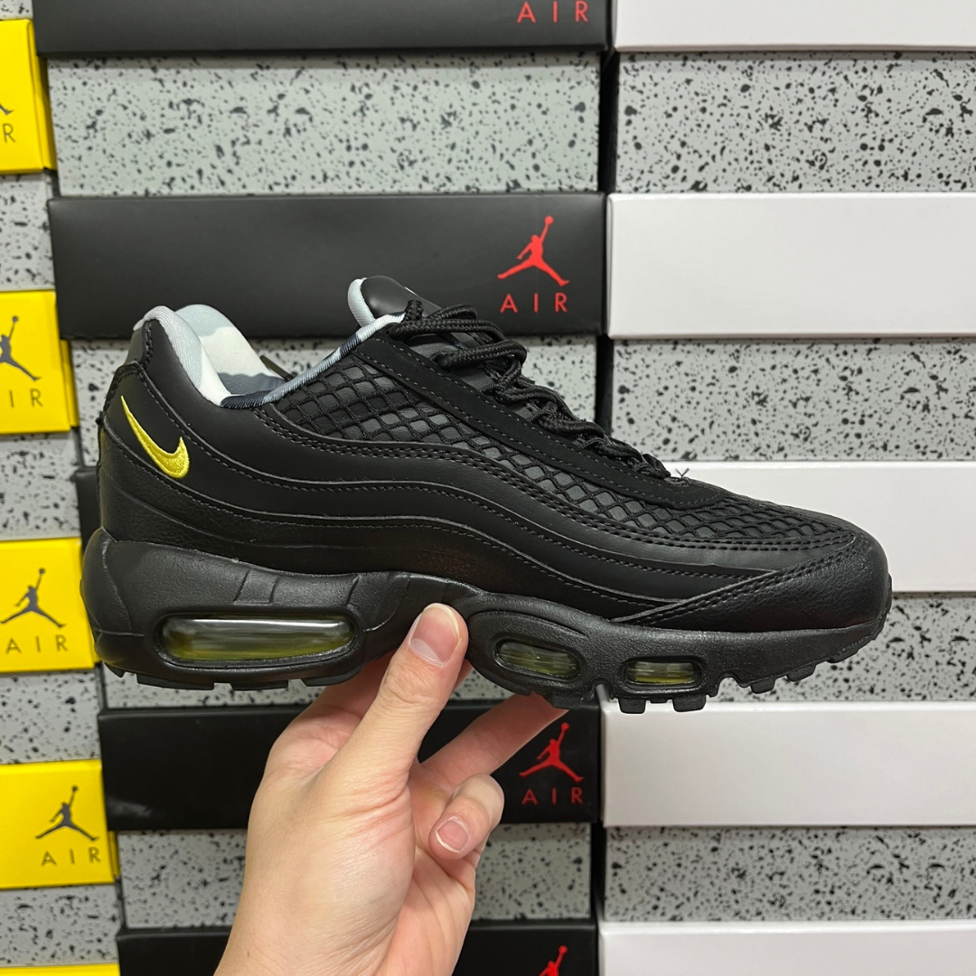 Air Max 95 x Corteiz - Honey Black