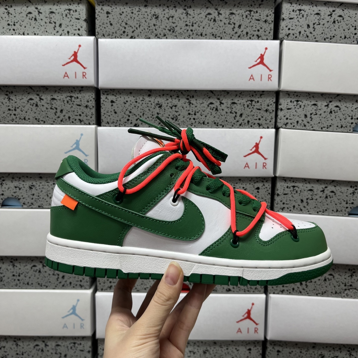 Off-White X Nike SB Dunk Low - Pine Green
