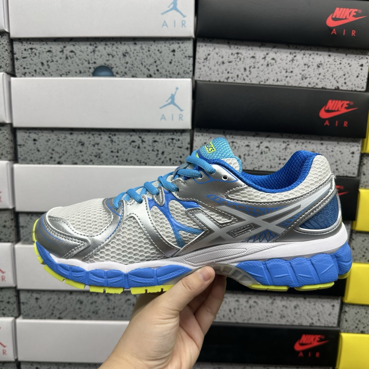 Asics Gel Nimbus 16 - Snow White / Royal Blue