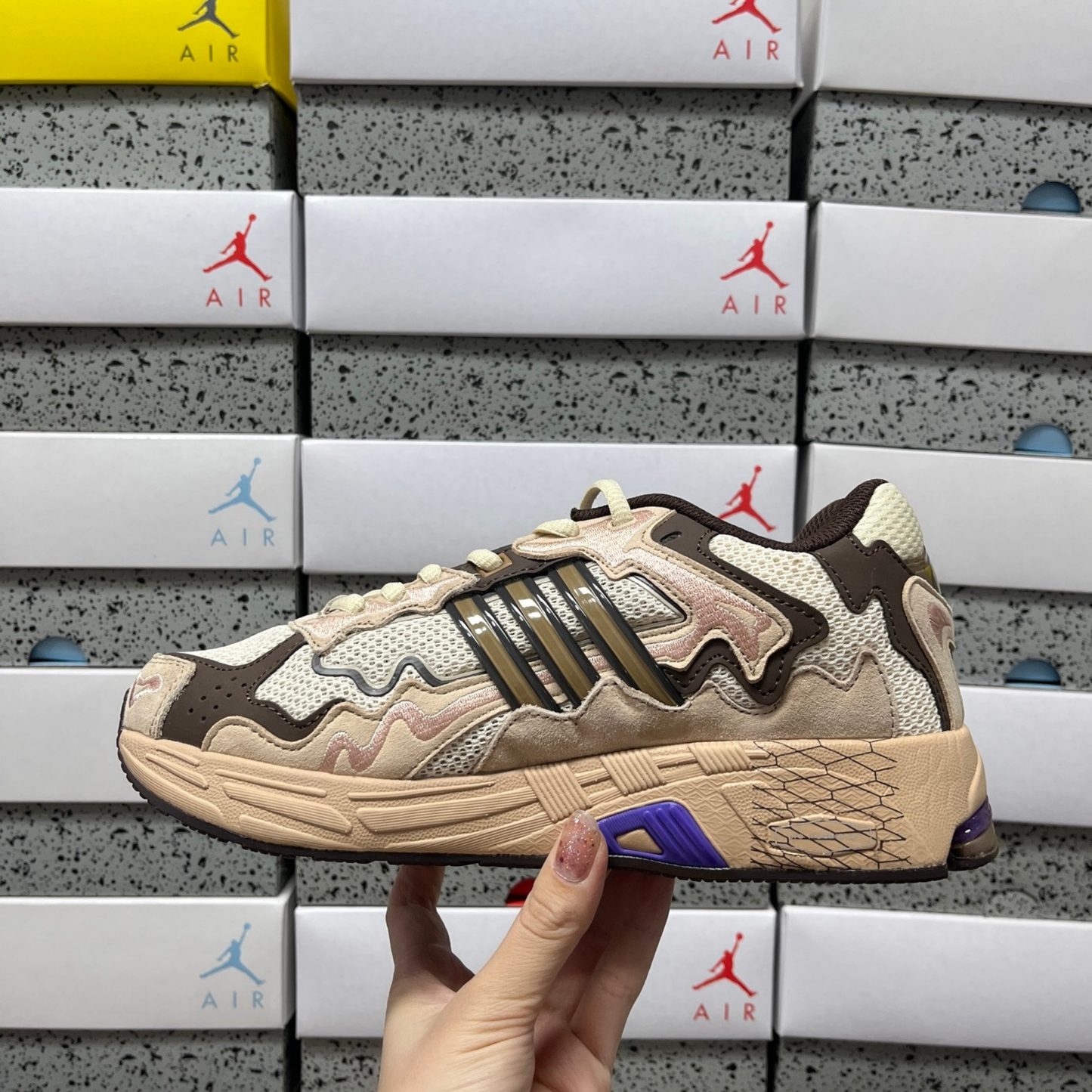 Bad Bunny x Adidas Response CL - Paso Fino