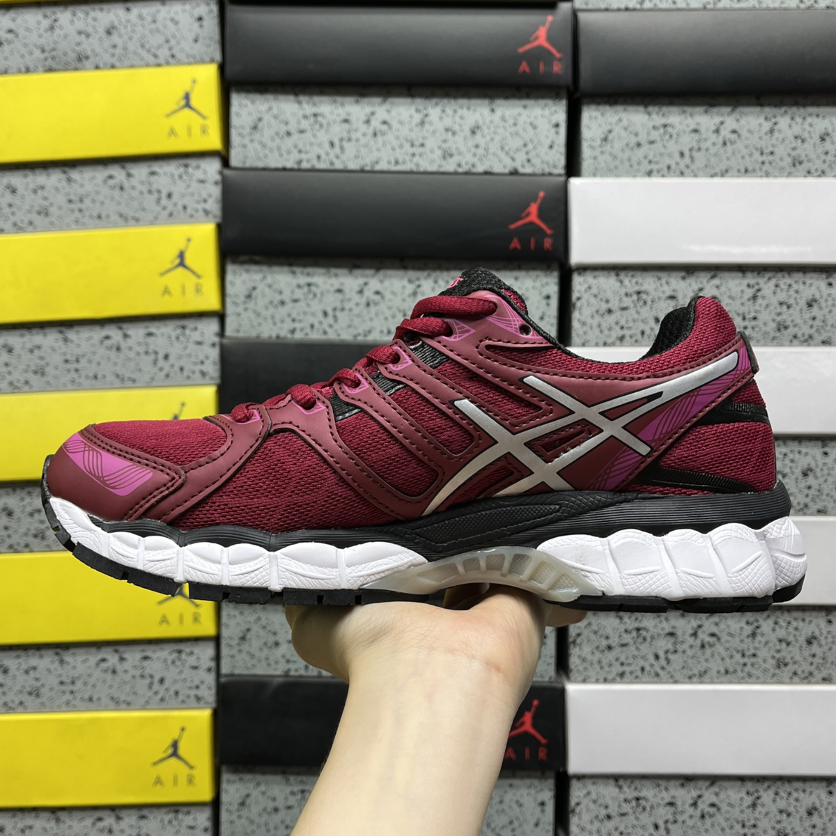 Asics Gel Evate 3 - Cereja / Prata / Preto