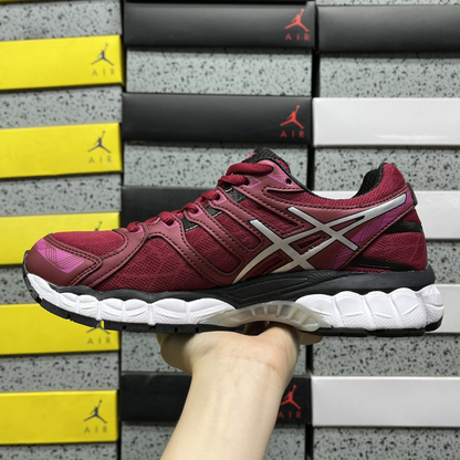 Asics Gel Evate 3 - Cereja / Prata / Preto