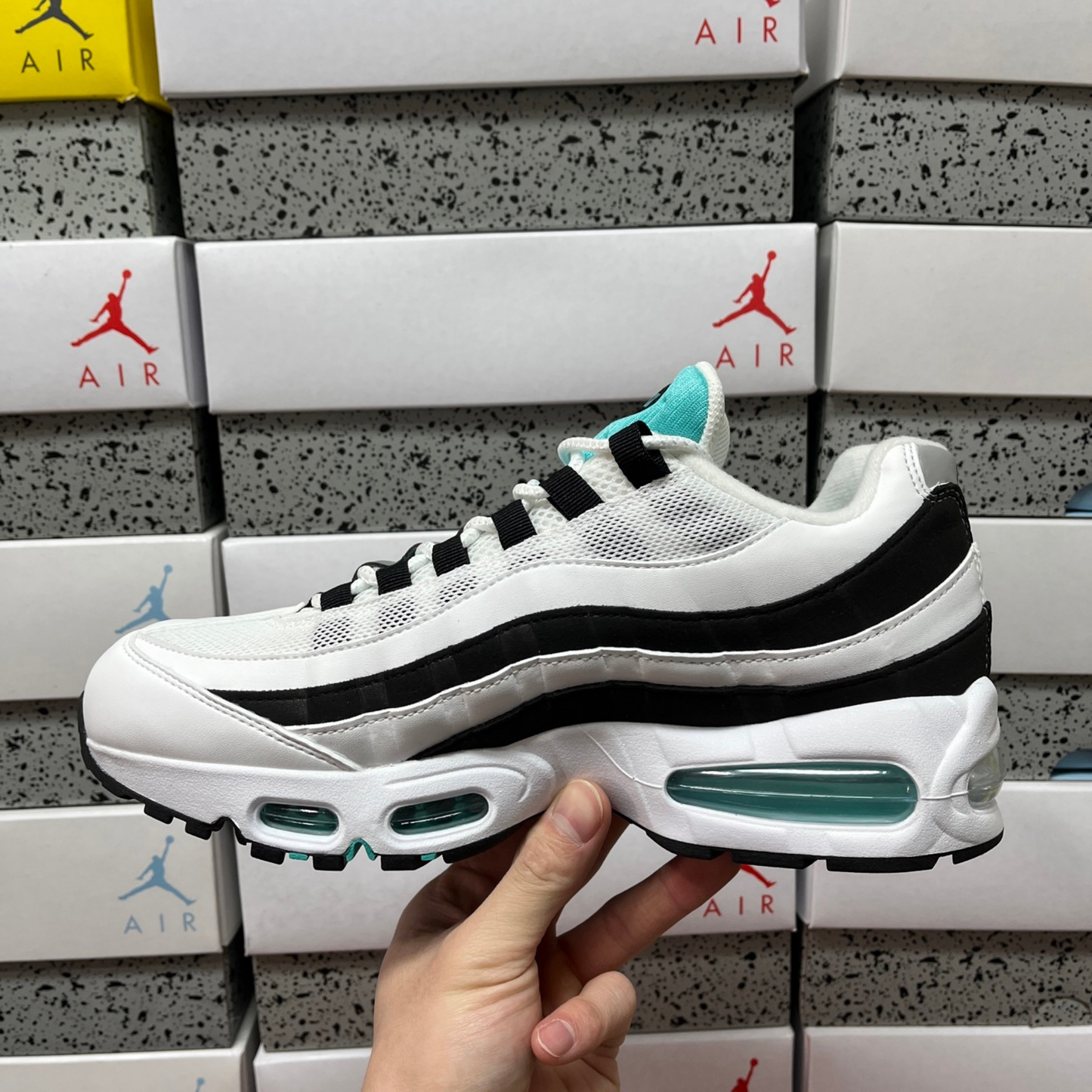 Air Max 95 - Black Border Hyper Jade