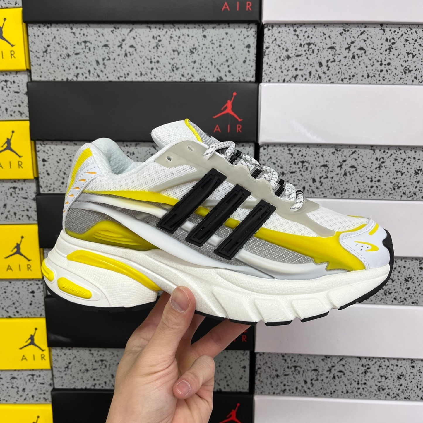 Pharrell Williams x Adidas Adistar Jellyfish  - Focus Yellow