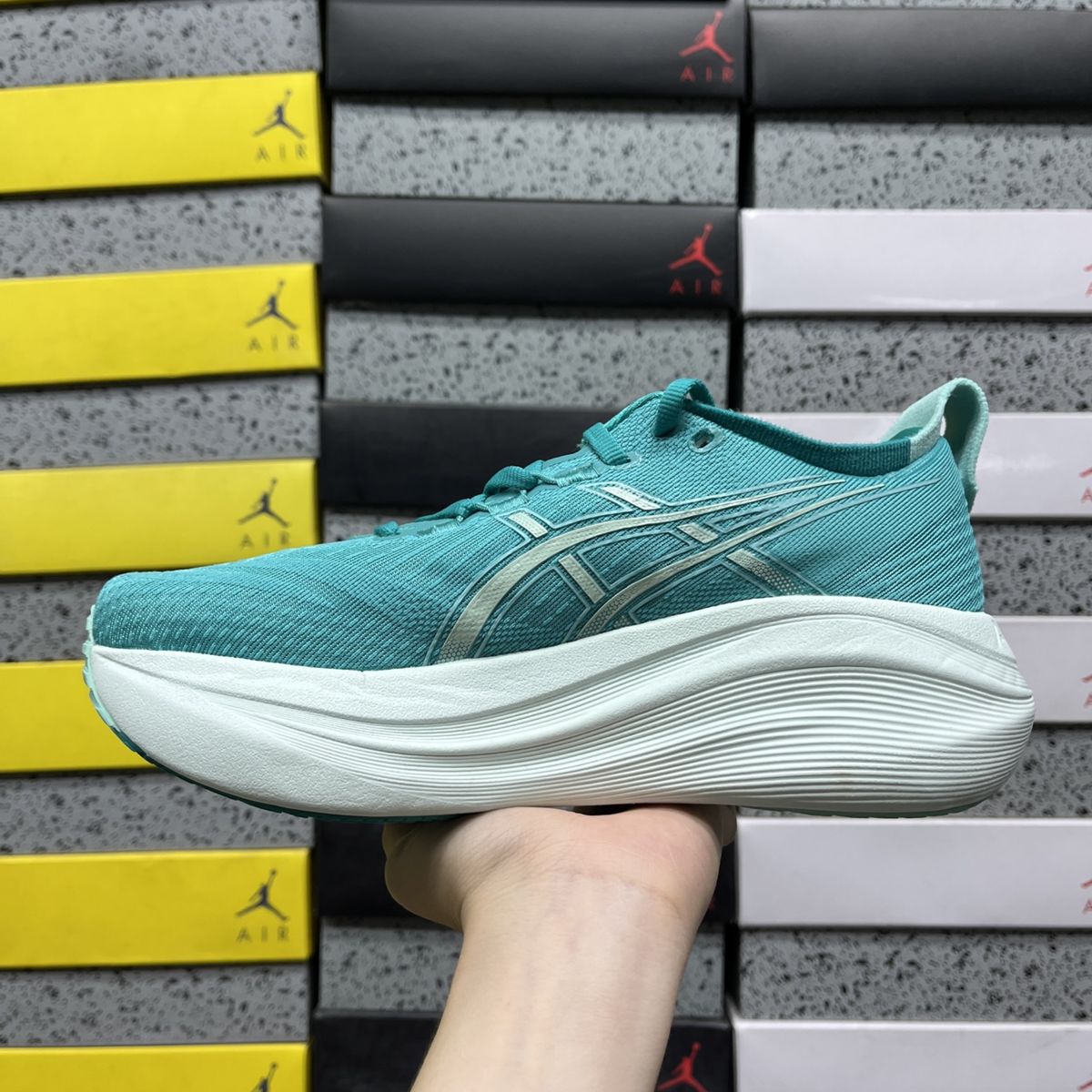 Asics Gel Nimbus 27 - Wave Teal / Illuminate Mint