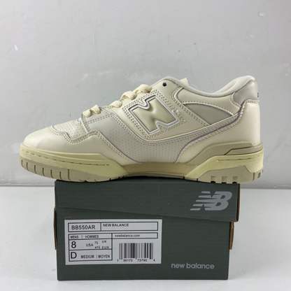 AURALEE  X New Balance 550 - Ecru