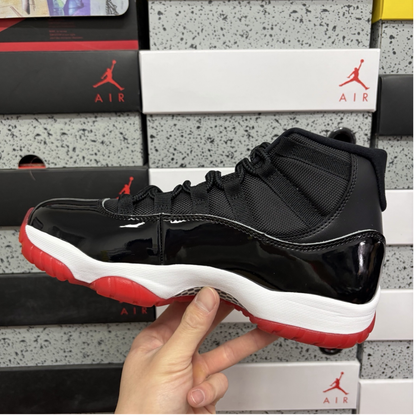Air Jordan 11 Retro - Bred