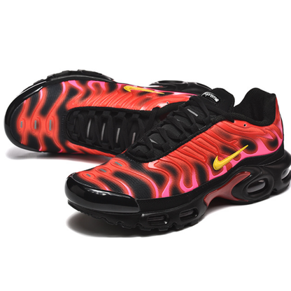 Supreme x Nike Air Max Plus - University Red Black