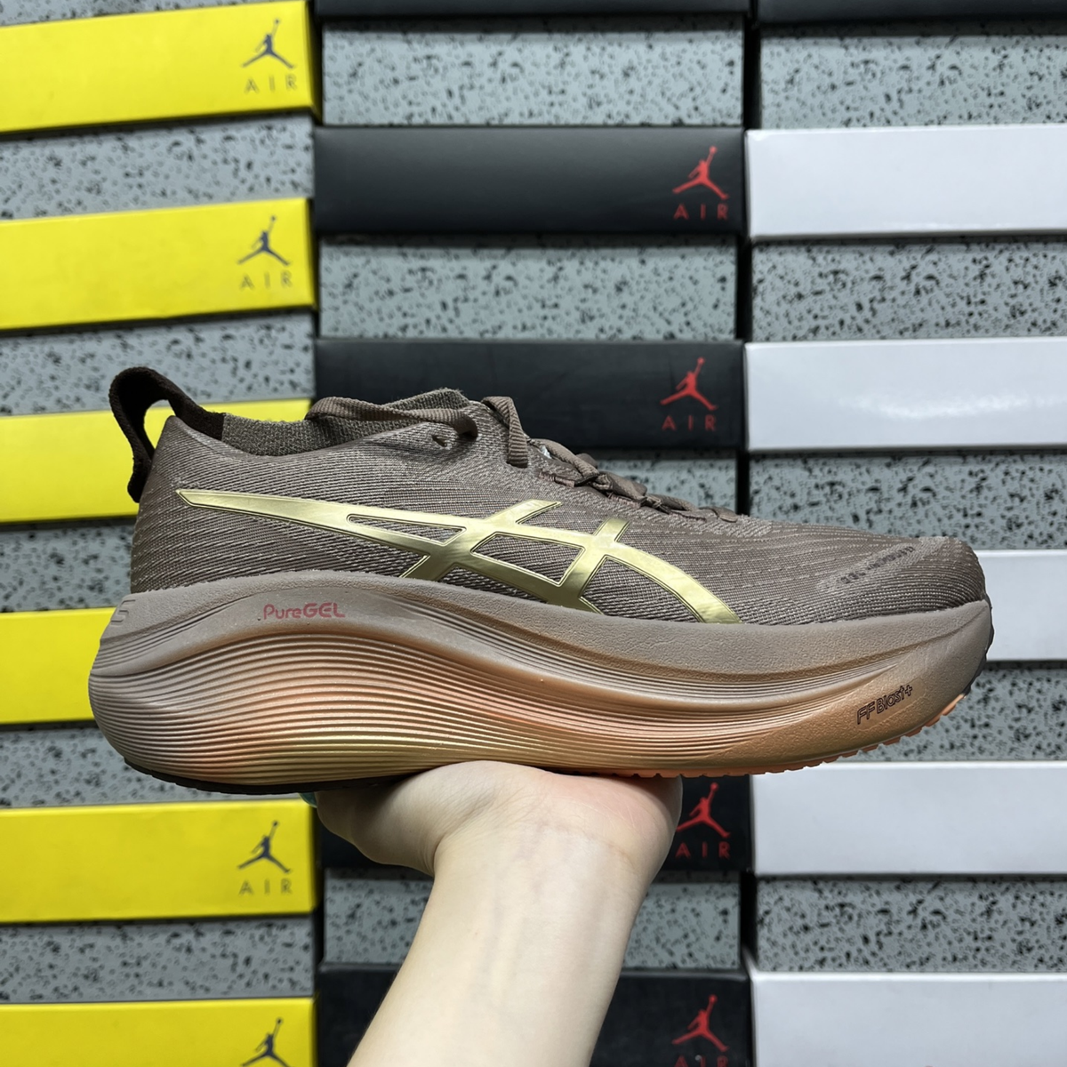 Asics Gel Nimbus 27 Luxe - Luxe / Taupe Grey