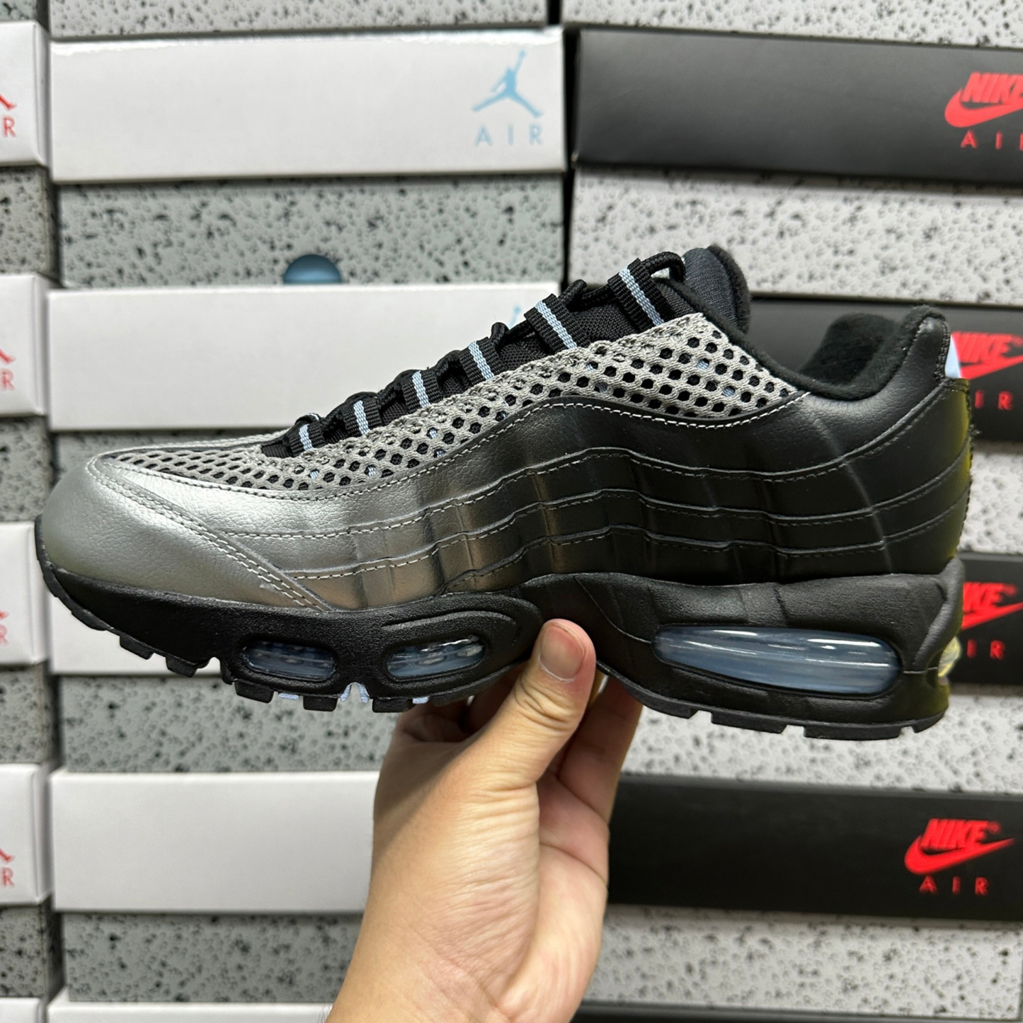 Air Max 95 x Palace - Metallic Silver and Aluminum