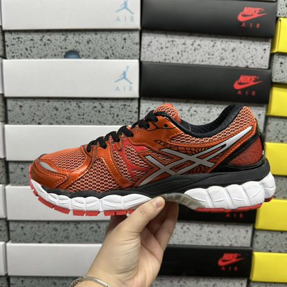 Asics Gel Nimbus 16 - Flash Orange / Lightning