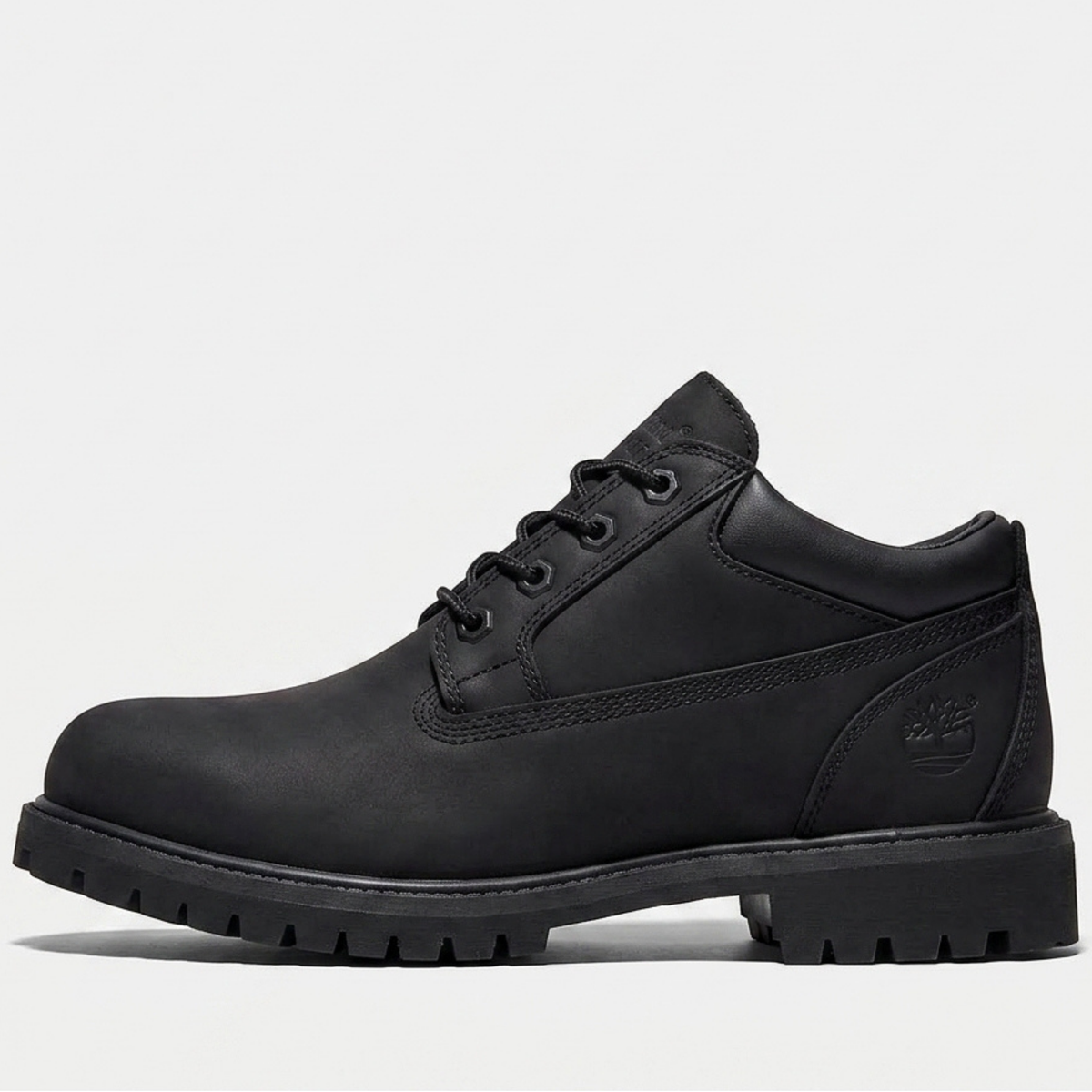 Timberland Heritage Mid Waterproof Chukka Boot - Black
