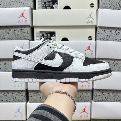 Nike Dunk Low - Reverse Panda