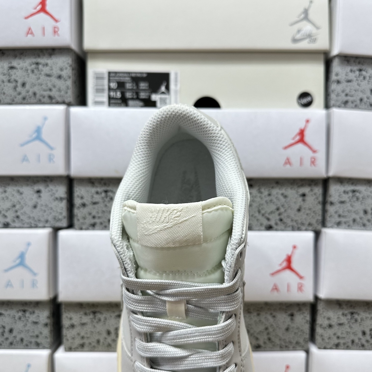 Nike Dunk Low - Light Bone