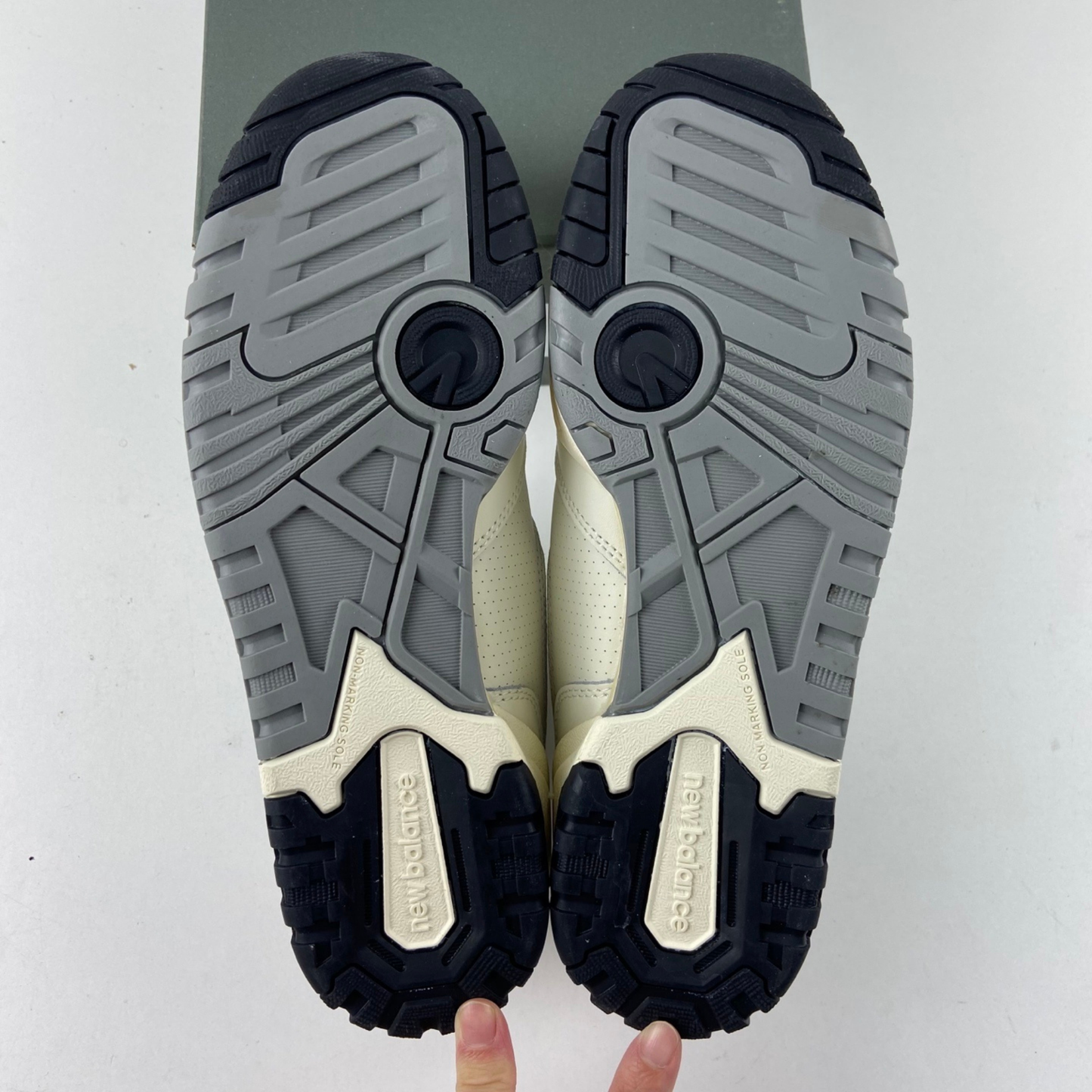 New Balance 550 - Coastal Dune