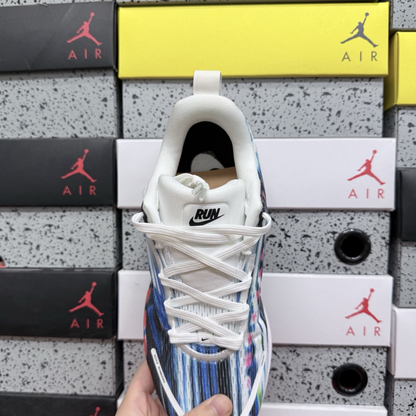 Nike Vomero 18 - Ekiden