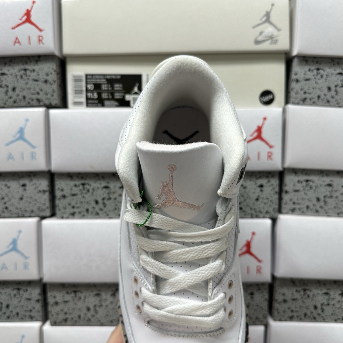 Nike Air Jordan 3 Retro - Neapolitan Dark Mocha