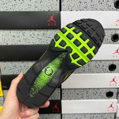 Air Max 95/97 - O Nike Air Max 95/97 PE "University of Oregon – Thunder